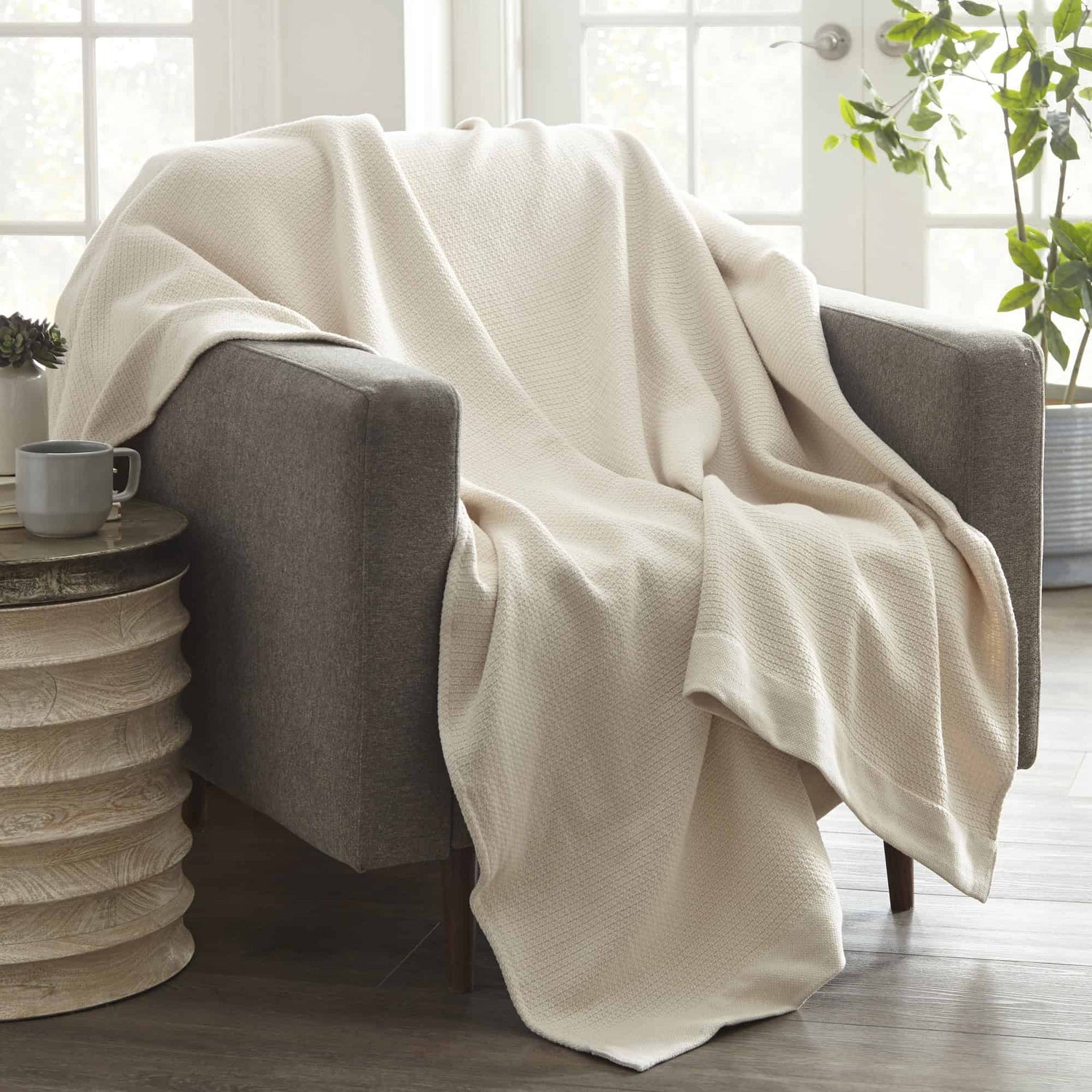 Blankets & Throws