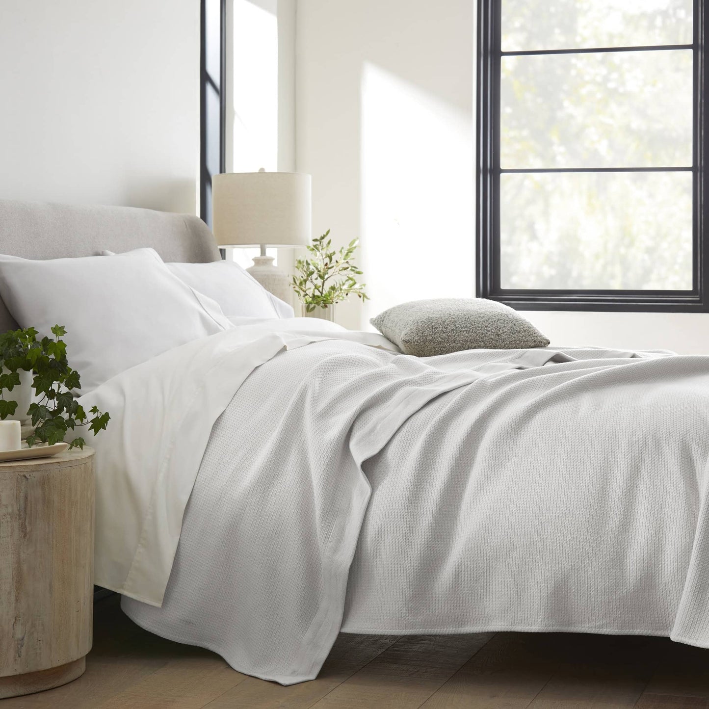 The Organic Woven Blanket