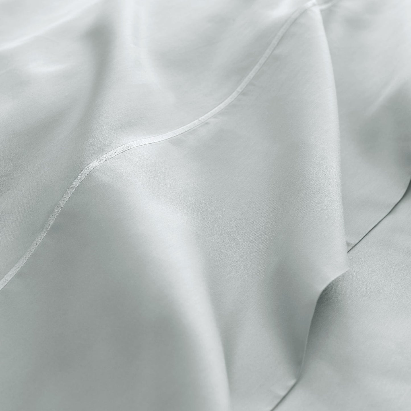 The Organic Sateen Sheet Set