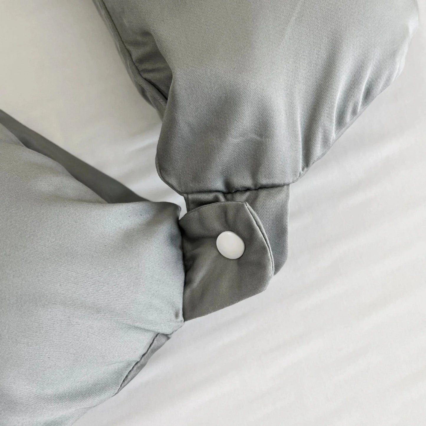 The Bamboo Travel Pillowcase